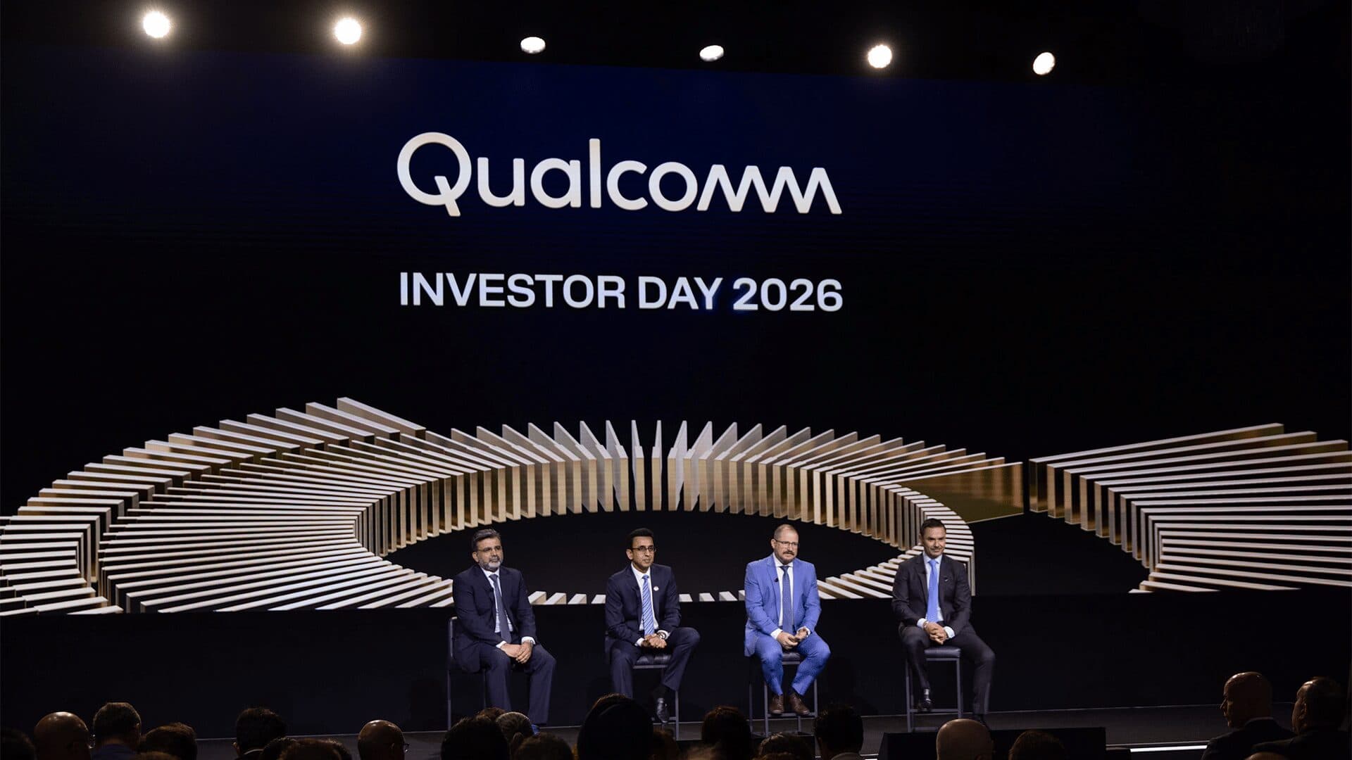 Qualcomm’s Investor Day 2026: Agentic and AI Inference To Drive 2x Revenue Growth by 2030